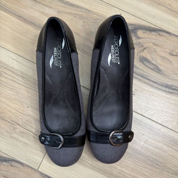 Aerosoles Super Cute Black and Gray Heels Pumps Size 9.5 With Cute Buckle Detail - Picture 3 of 9